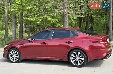 Седан Kia Optima 2018 в 