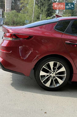 Седан Kia Optima 2018 в 