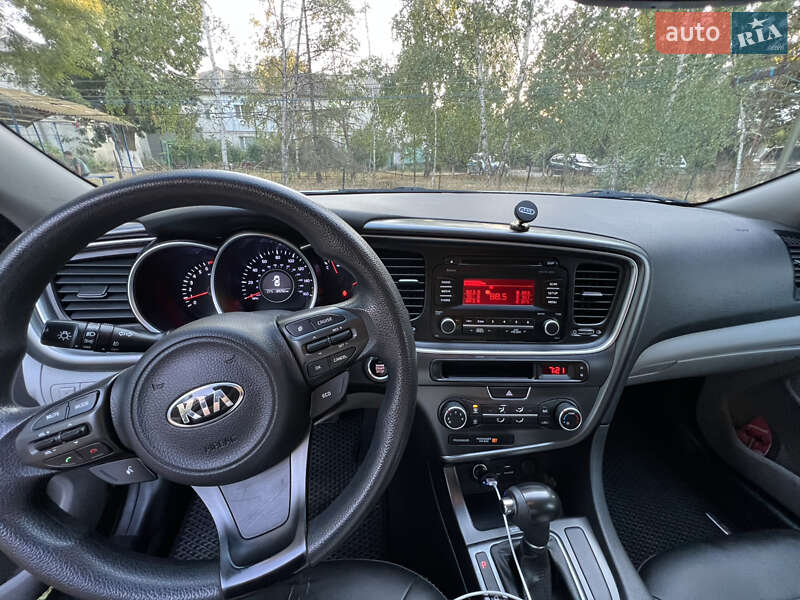 Седан Kia Optima 2015 в Одессе