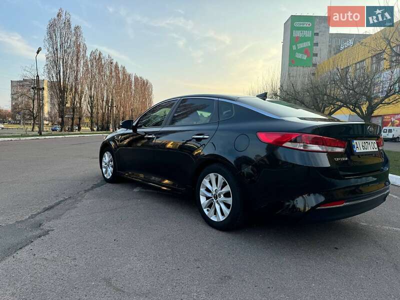 Седан Kia Optima 2016 в Черкасах