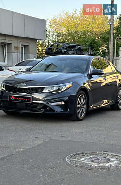 Седан Kia Optima 2018 в 