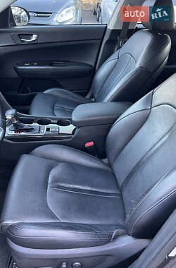 Седан Kia Optima 2018 в 