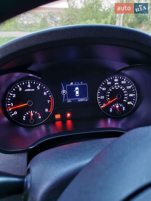 Седан Kia Optima 2017 в Сумах