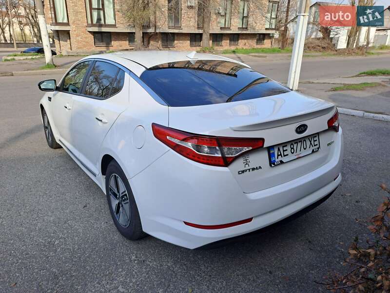 Седан Kia Optima 2012 в Дніпрі
