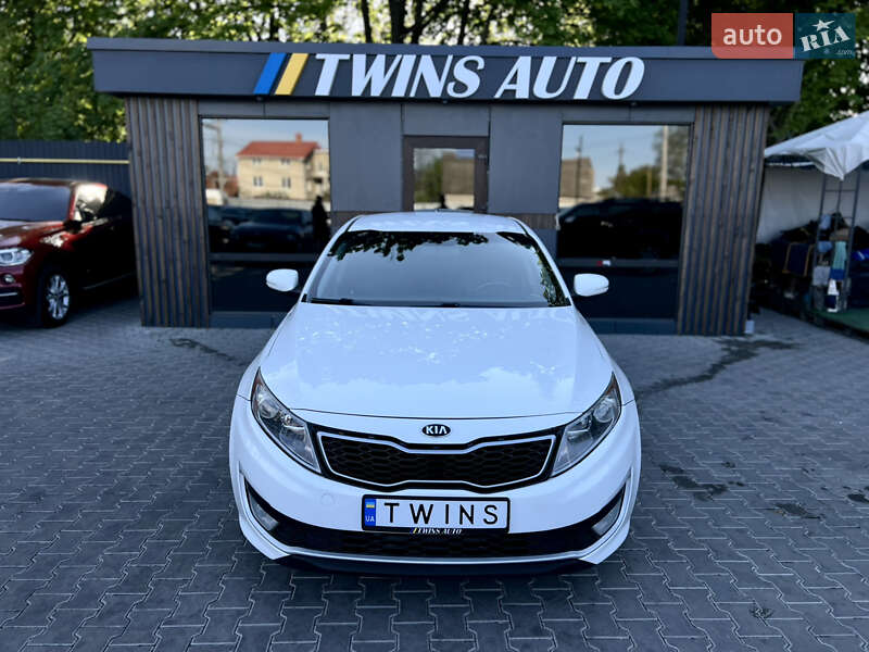 Седан Kia Optima 2013 в Одессе