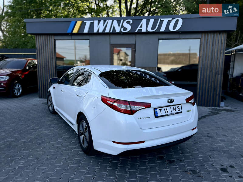 Седан Kia Optima 2013 в Одессе