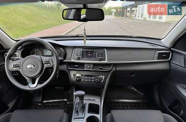 Седан Kia Optima 2016 в 