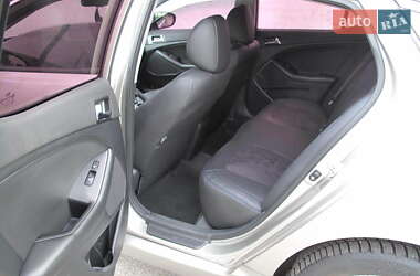 Седан Kia Optima 2012 в 