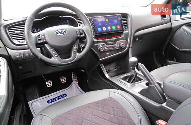 Седан Kia Optima 2012 в 