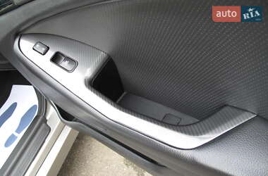 Седан Kia Optima 2012 в 