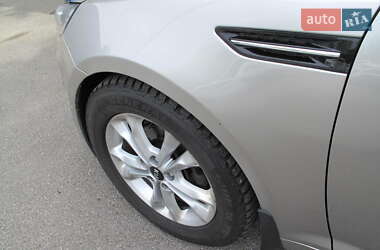 Седан Kia Optima 2012 в 