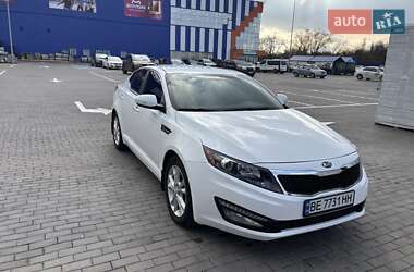 Седан Kia Optima 2013 в Николаеве