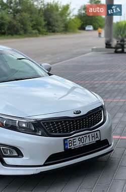 Седан Kia Optima 2014 в 