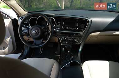 Седан Kia Optima 2014 в 