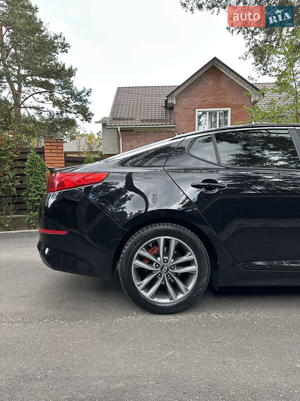 Седан Kia Optima 2013 в Софіївській Борщагівці