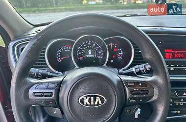 Седан Kia Optima 2013 в 