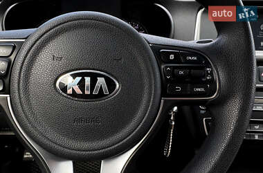 Седан Kia Optima 2018 в 