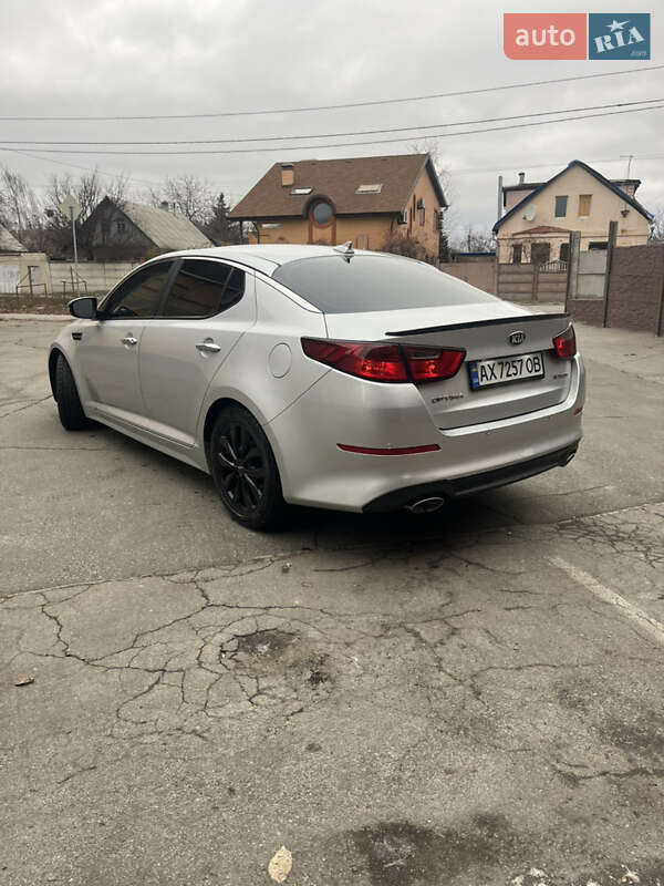 Седан Kia Optima 2014 в Харькове
