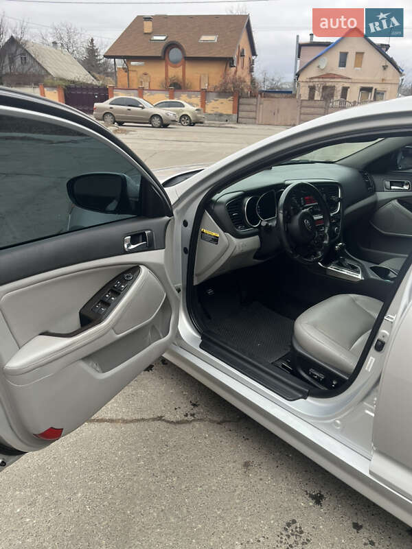 Седан Kia Optima 2014 в Харькове