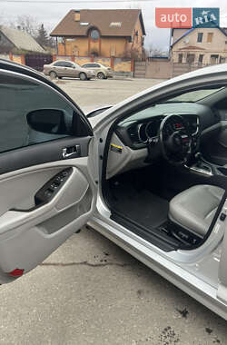 Седан Kia Optima 2014 в 