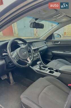 Седан Kia Optima 2017 в Сумах