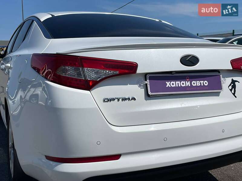 Седан Kia Optima 2013 в Одесі