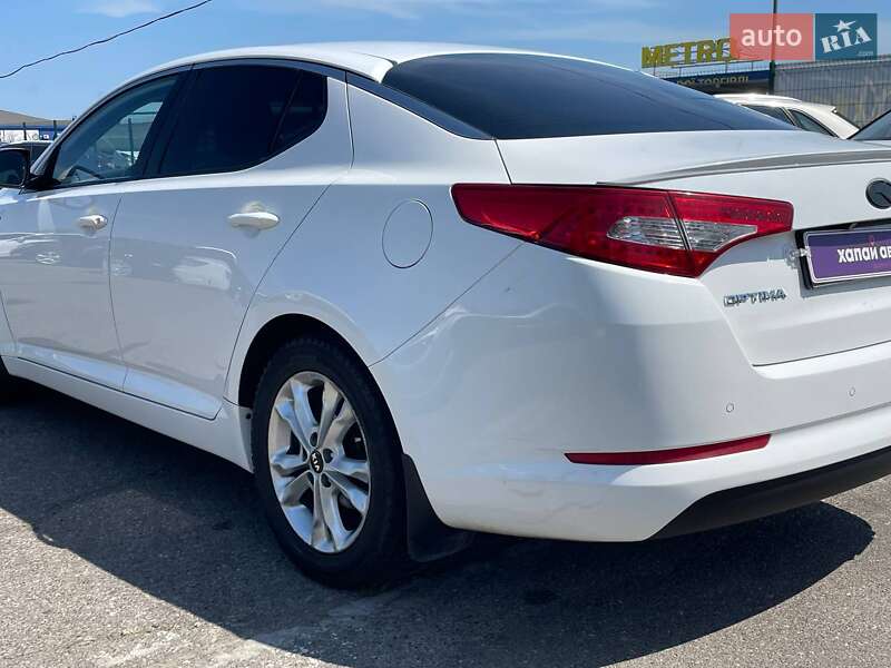 Седан Kia Optima 2013 в Одесі
