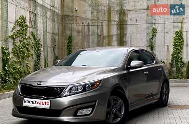 Седан Kia Optima 2014 в Хмельницком