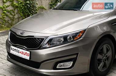 Седан Kia Optima 2014 в 
