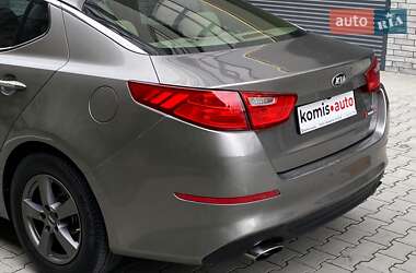 Седан Kia Optima 2014 в 