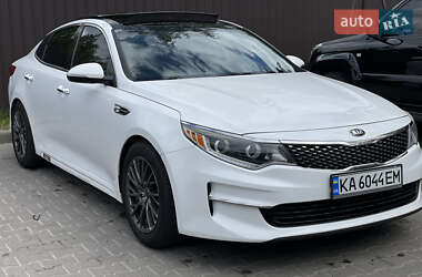 Седан Kia Optima 2016 в Киеве