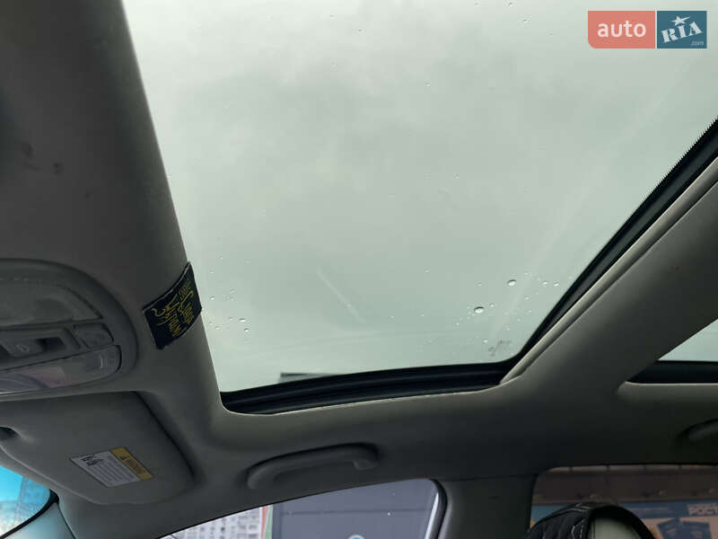 Седан Kia Optima 2012 в Харькове