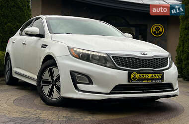 Седан Kia Optima 2014 в Львове