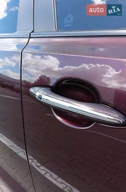 Седан Kia Optima 2012 в 
