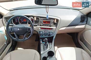 Седан Kia Optima 2012 в 