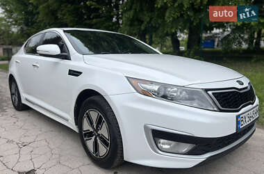 Седан Kia Optima 2011 в 