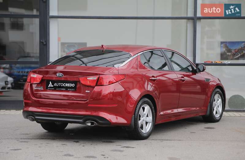 Седан Kia Optima 2013 в Харькове