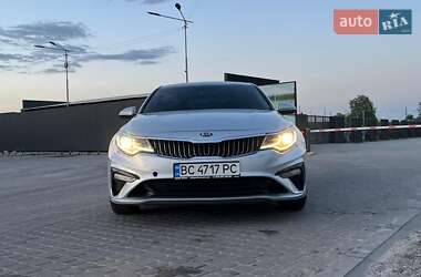 Седан Kia Optima 2020 в 