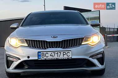 Седан Kia Optima 2020 в 