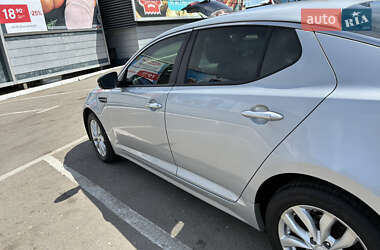 Седан Kia Optima 2014 в 