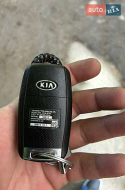 Седан Kia Optima 2014 в 