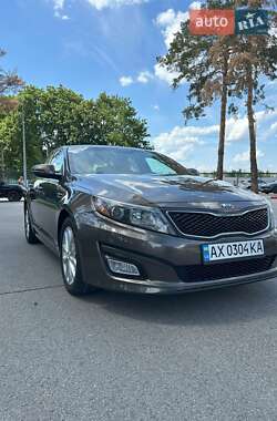 Седан Kia Optima 2013 в 