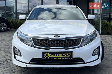 Седан Kia Optima 2015 в 