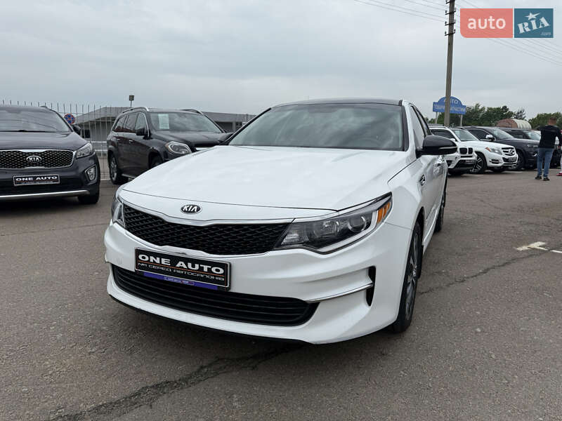 Седан Kia Optima 2016 в Киеве