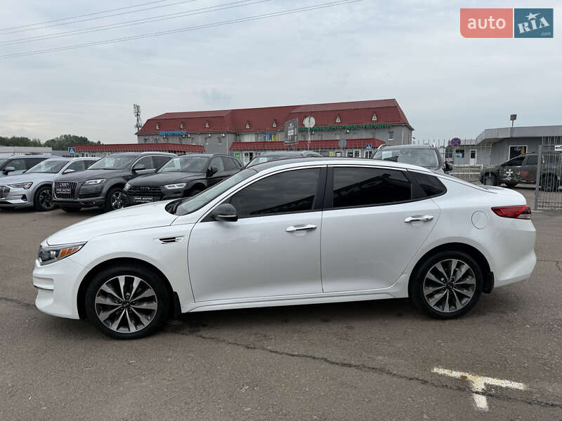 Седан Kia Optima 2016 в Киеве