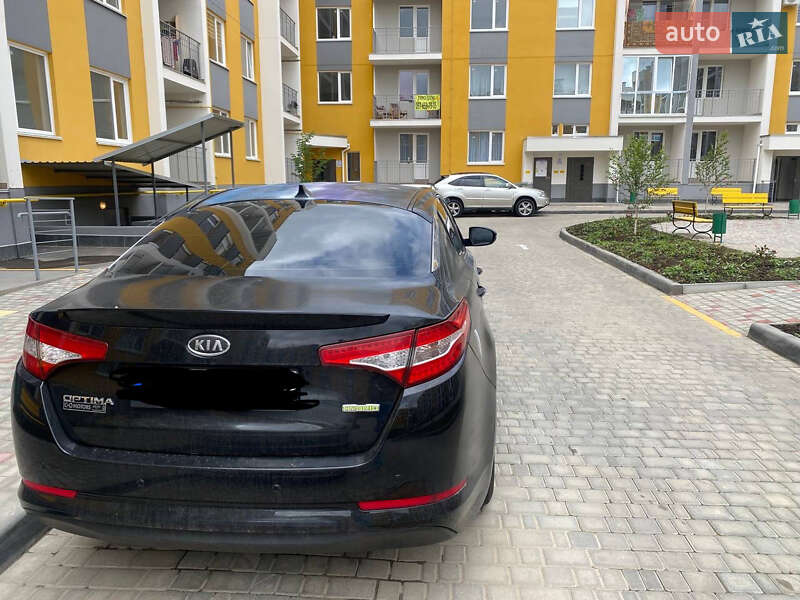 Седан Kia Optima 2011 в Одессе
