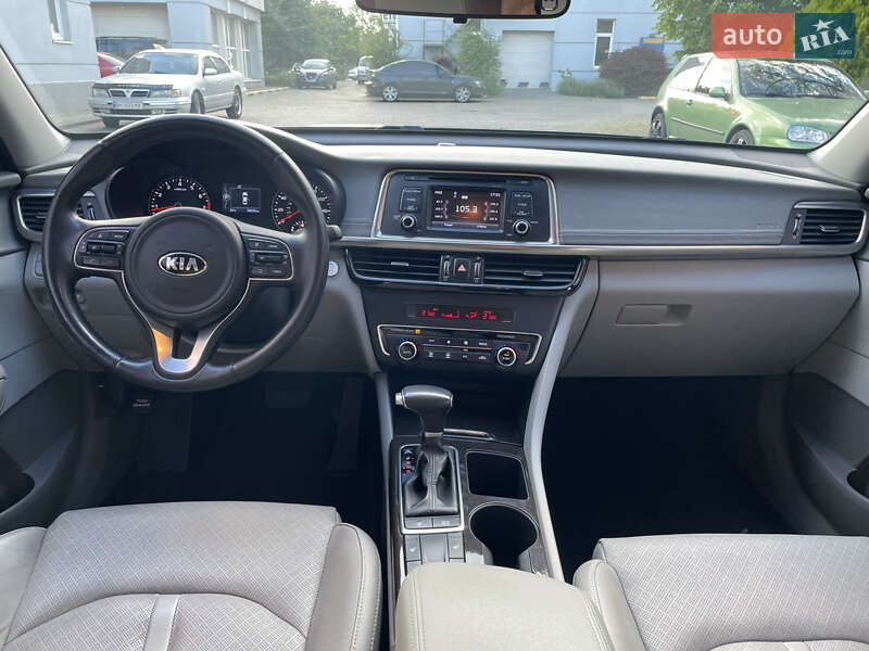 Седан Kia Optima 2016 в Одесі