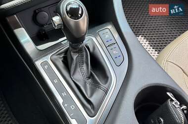Седан Kia Optima 2013 в 