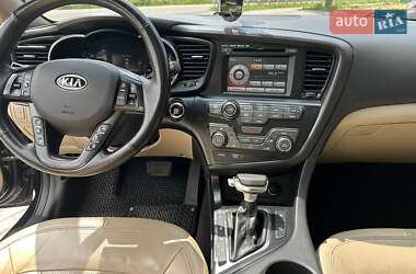 Седан Kia Optima 2012 в 