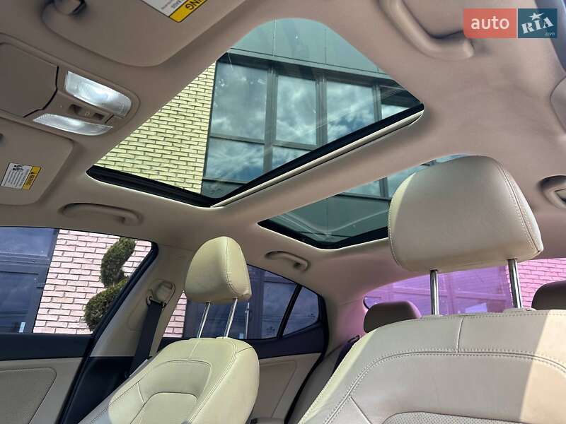 Седан Kia Optima 2012 в Вінниці